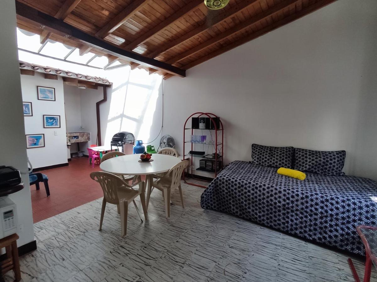 Cabana 52 En La Aldea Doradal Santorini Colombiano Buitenkant foto